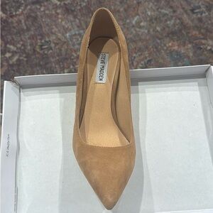Steve Madden Brown Heels
